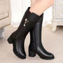 Wollstiefel bis zur Mitte der Wade