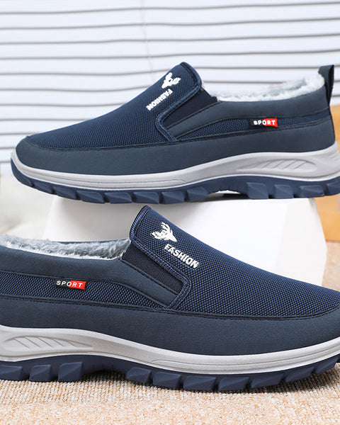 Rutschfeste klobige Wanderschuhe