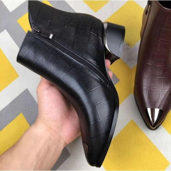 Neue Martin-Stiefel (geprägte Lederstiefel)