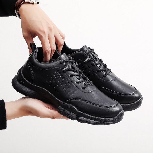 Atmungsaktive Freizeitschuhe für Herren.