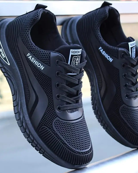 Zapatillas de cuero para hombre.