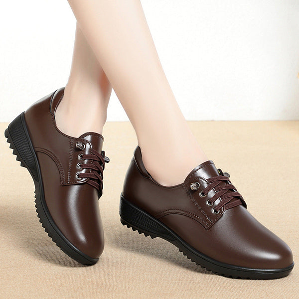 Britische Schnürschuhe aus Leder