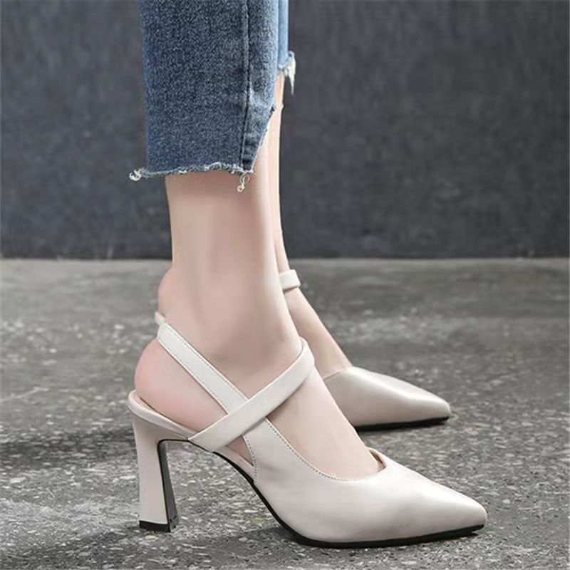 Spitze Stiletto-Sandalen