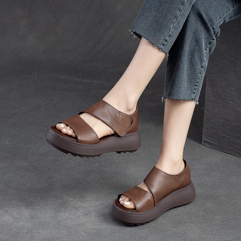 Plateau-Sandalen mit Peeptoe (Rindsleder)