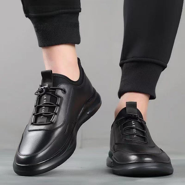 Atmungsaktive Herren Business Schuhe aus Leder.
