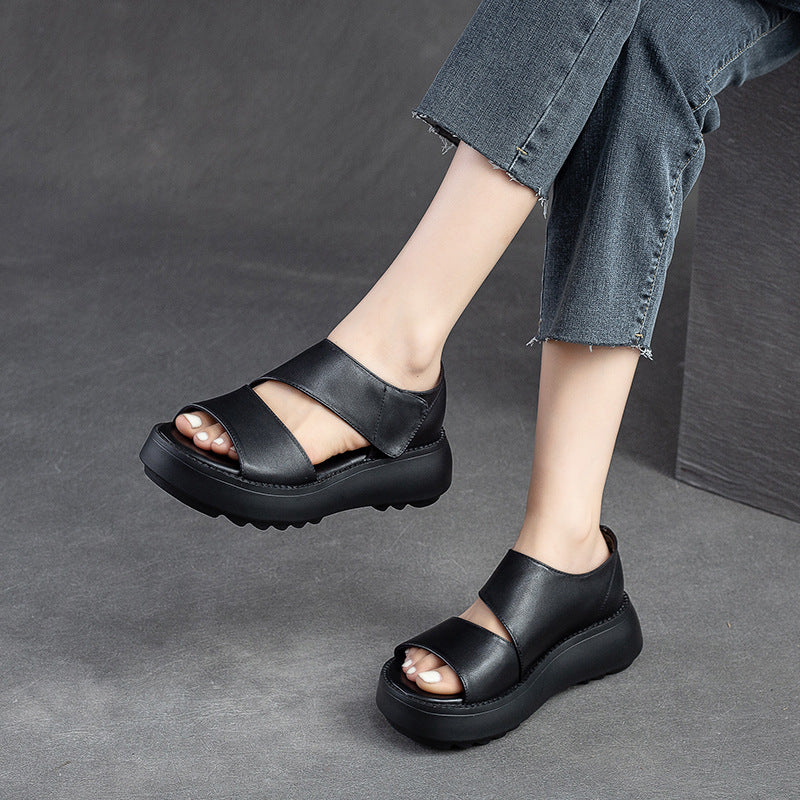 Plateau-Sandalen mit Peeptoe (Rindsleder)