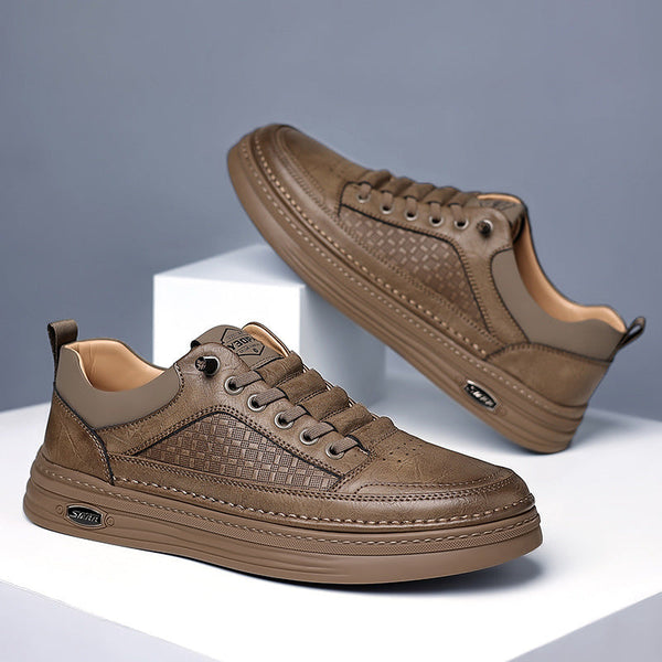 Neue Lederschuhe 2025
