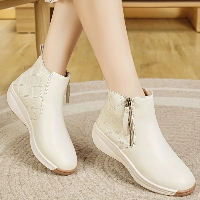 Modische Stiefeletten mit Reißverschluss