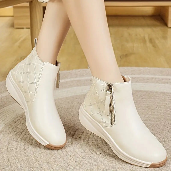 Modische Stiefeletten mit Reißverschluss