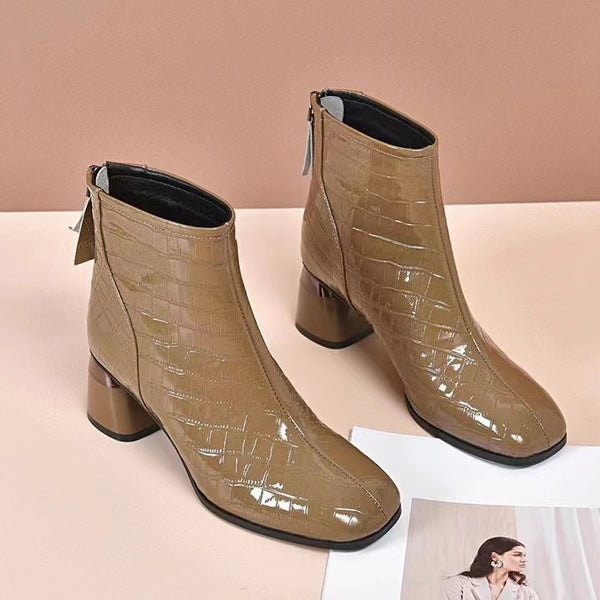 Eckige Stiefeletten