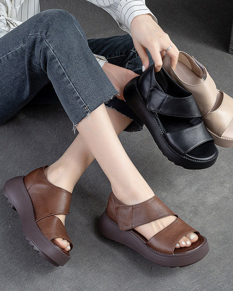 Sandalias de suela gruesa con forma de boca de pez (material de piel de vaca) 