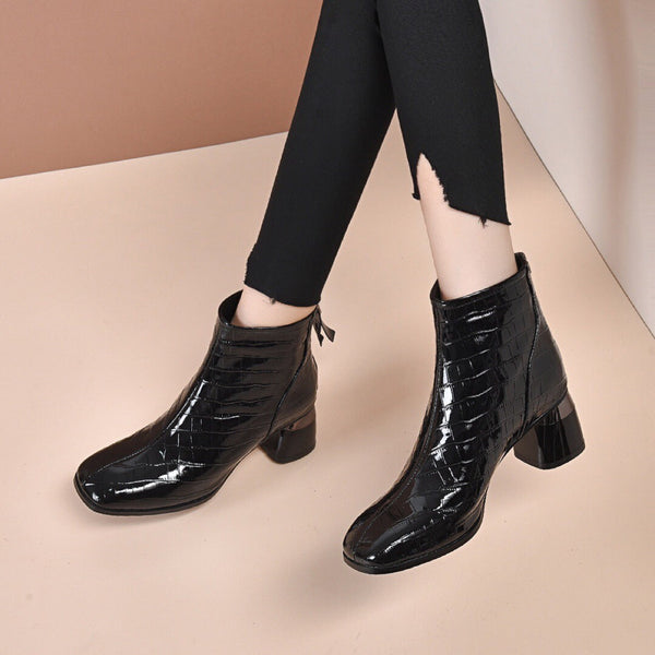 Eckige Stiefeletten