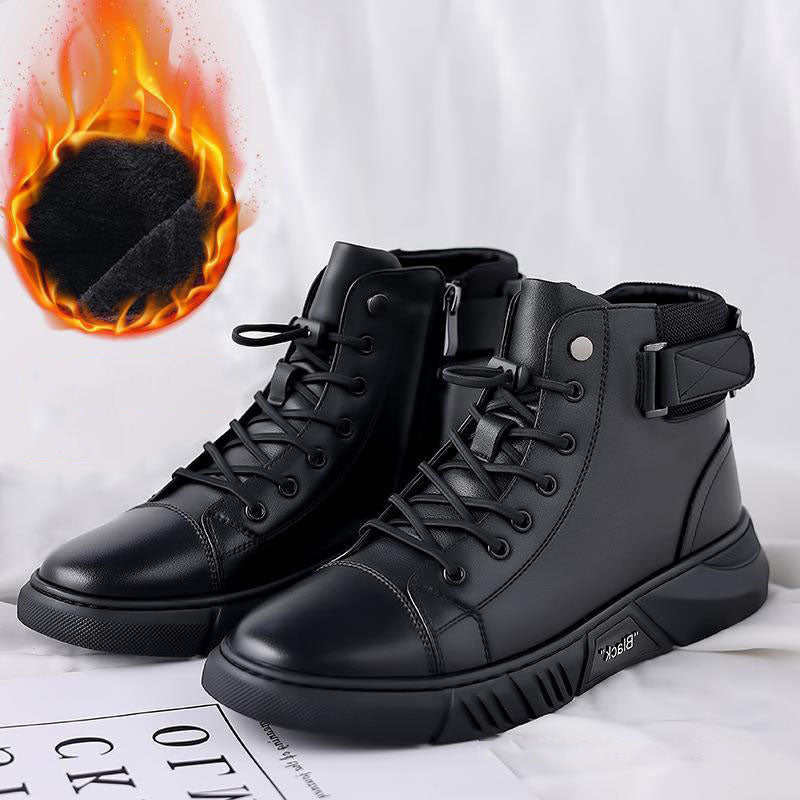 Modische Martin-Stiefel in Übergröße.