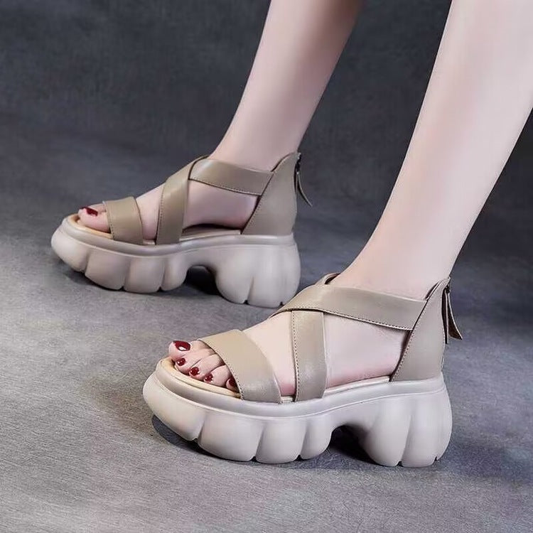 Römersandalen mit Höhenerhöhung