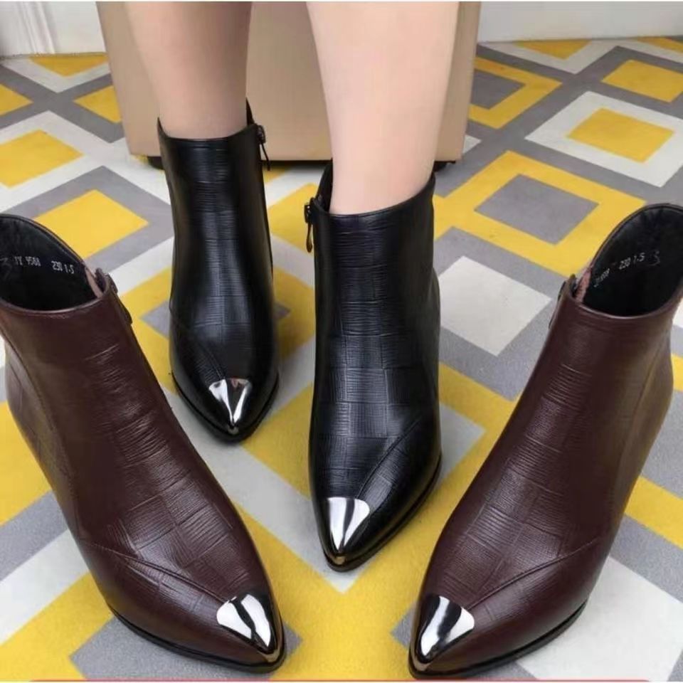Neue Martin-Stiefel (geprägte Lederstiefel)