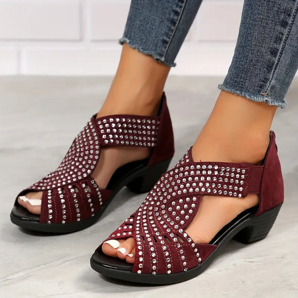 Neue sommerliche Diamant-Sandalen