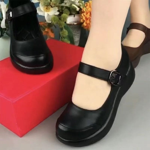 Neue Plateau-Lederschuhe