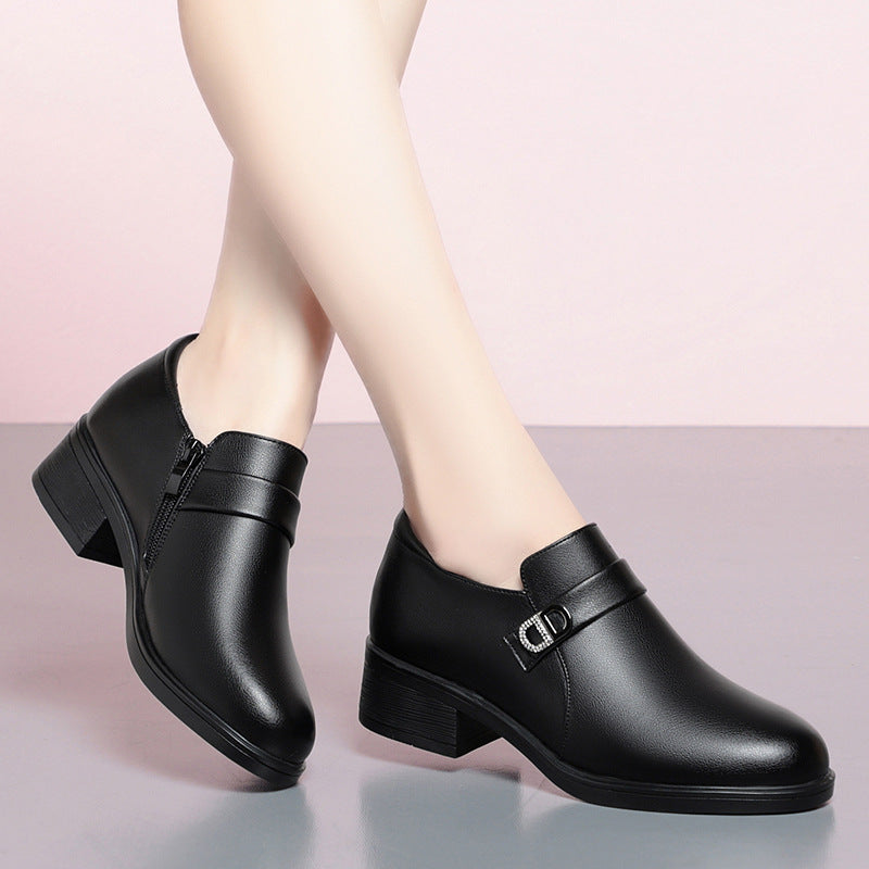 Schuhe für Mütter mittleren und höheren Alters