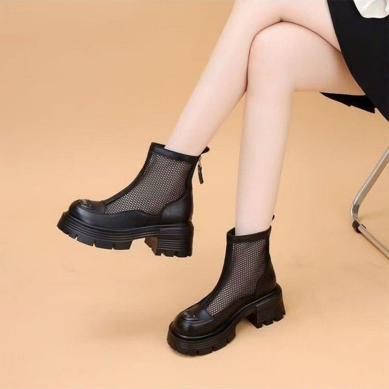 Lackleder-Mesh-Martin-Stiefel mit klobiger Sohle