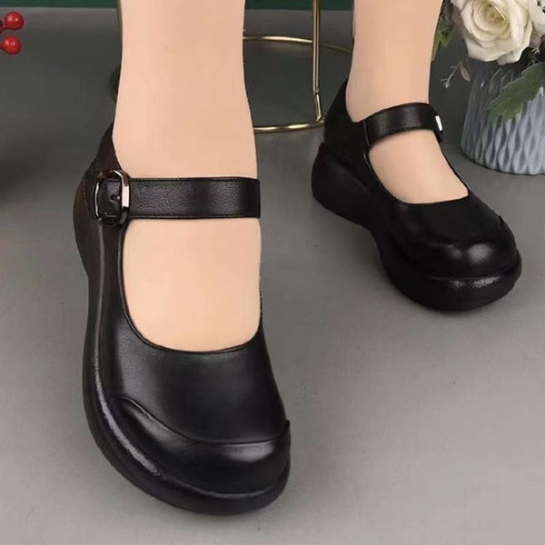 Neue Plateau-Lederschuhe