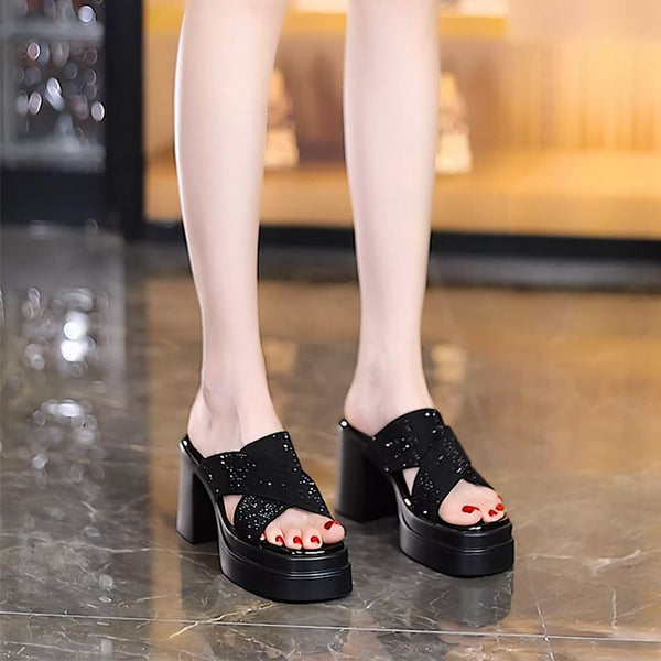 Neue Blockabsatzschuhe 2025