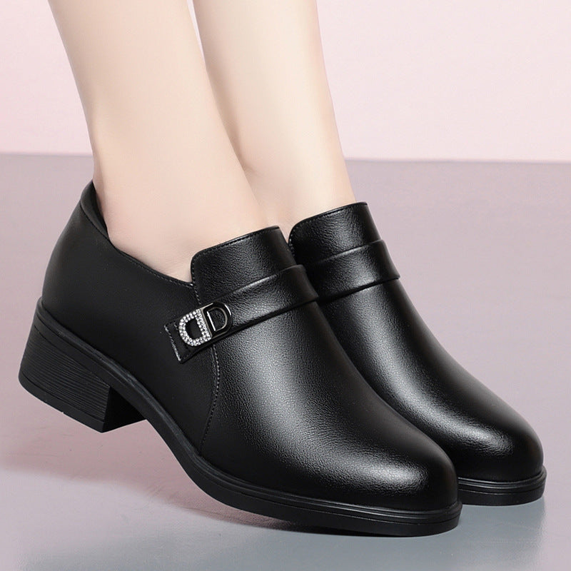 Schuhe für Mütter mittleren und höheren Alters