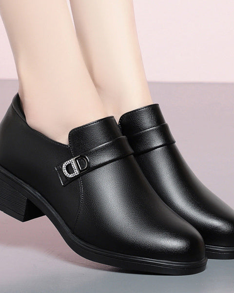 Schuhe für Mütter mittleren und höheren Alters