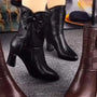 Britische Martin-Stiefel für Damen.