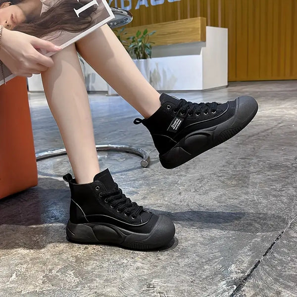 Botas altas de moda para mujer. 