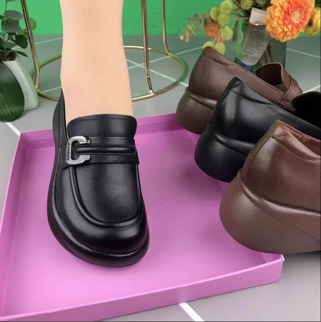 Retro-Lederschuhe mit runder Zehenpartie