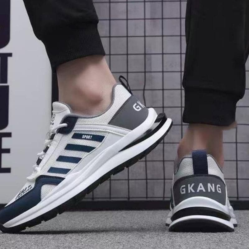 Atmungsaktive Herren-Freizeitschuhe aus Mesh