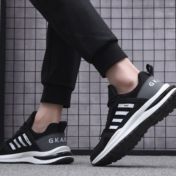 Atmungsaktive Herren-Freizeitschuhe aus Mesh