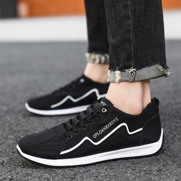 Modische Turnschuhe