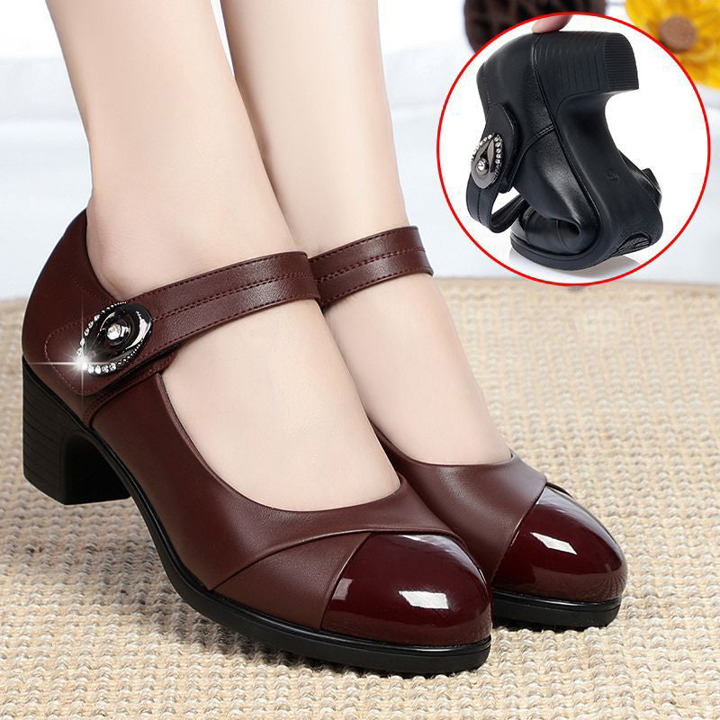 Bequeme Lederschuhe mit Blockabsatz