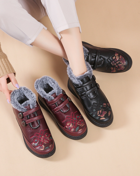 Botas de invierno de algodón para la nieve de la abuela.