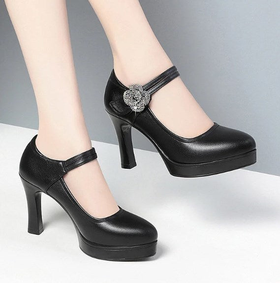 High Heels aus 100 % echtem Leder mit Blumenmuster