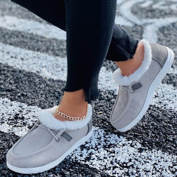 Schuhe gefüttert mit 100 % Wolle.