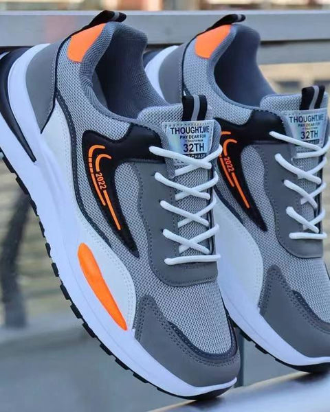 Atmungsaktive Sportschuhe aus Mesh