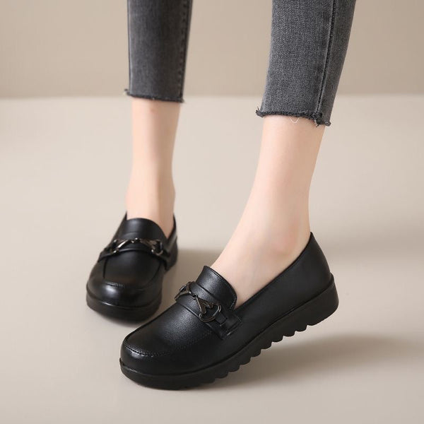 Rutschfeste weich besohlte Schuhe aus echtem Leder