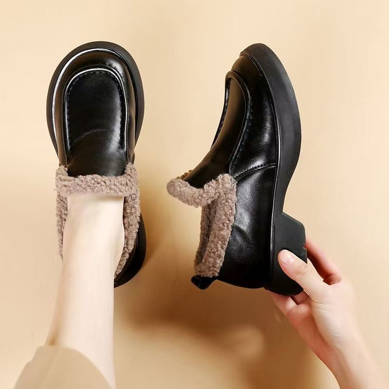 Schuhe aus Spaltleder