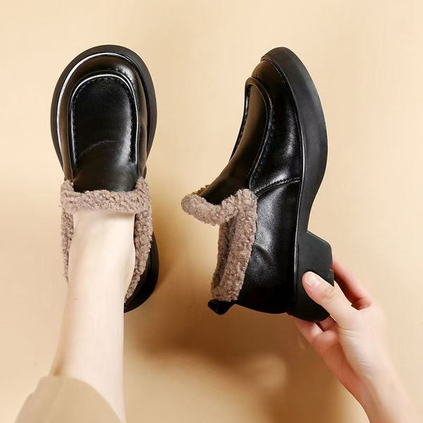 Schuhe aus Spaltleder