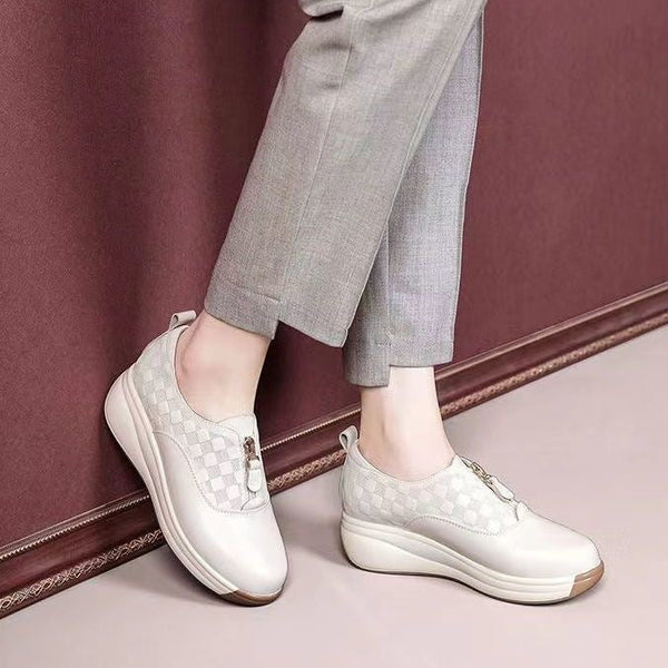 2025 Zapatos de piel a cuadros con suela blanda 