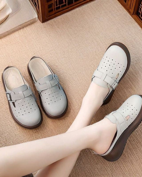 Weiche Lederschuhe mit Lochmuster