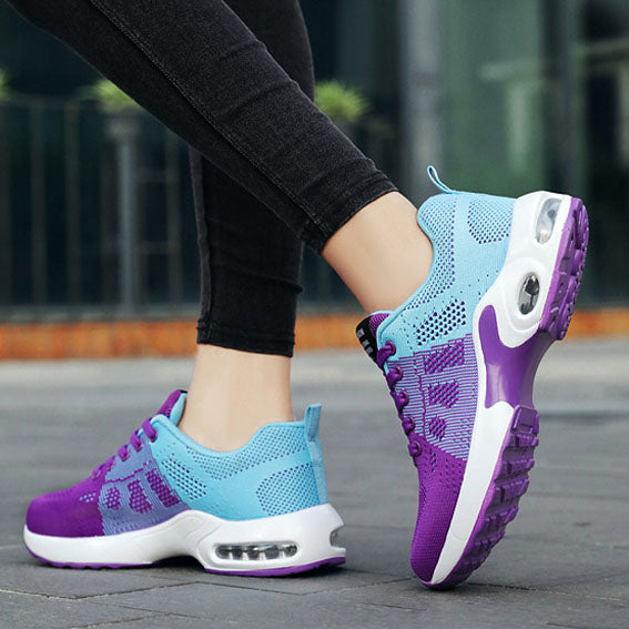 Atmungsaktive gespleißte Turnschuhe