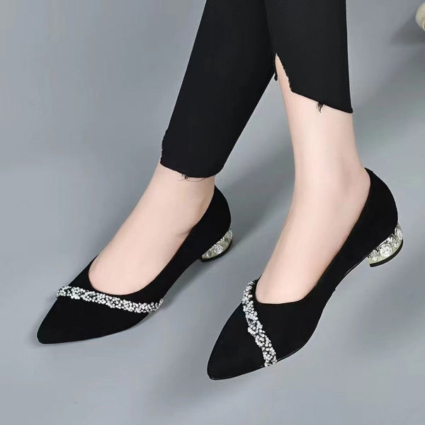 Schuhe aus echtem, weichem, geschliffenem Leder