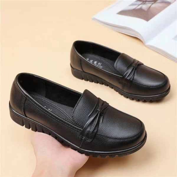 2025 Schuhe aus weichem Leder mit runder Zehenpartie