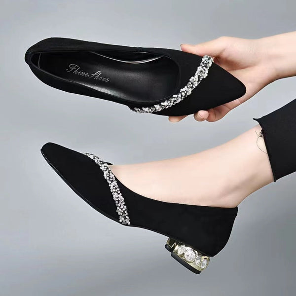 Schuhe aus echtem, weichem, geschliffenem Leder