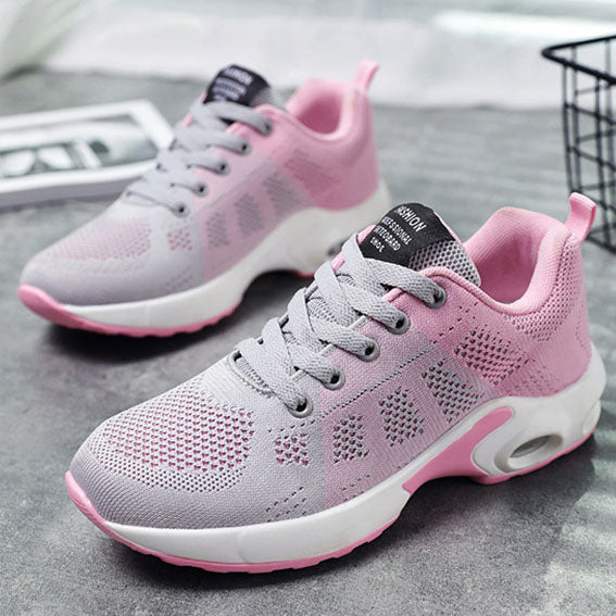 Atmungsaktive gespleißte Turnschuhe