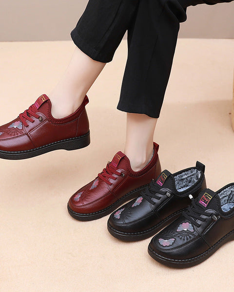 Women's shoes, leather, cotton (two flowers on the vamp)