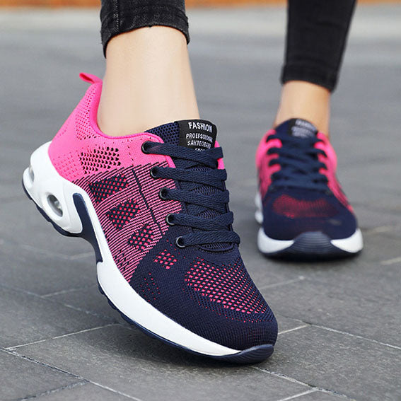 Atmungsaktive gespleißte Turnschuhe